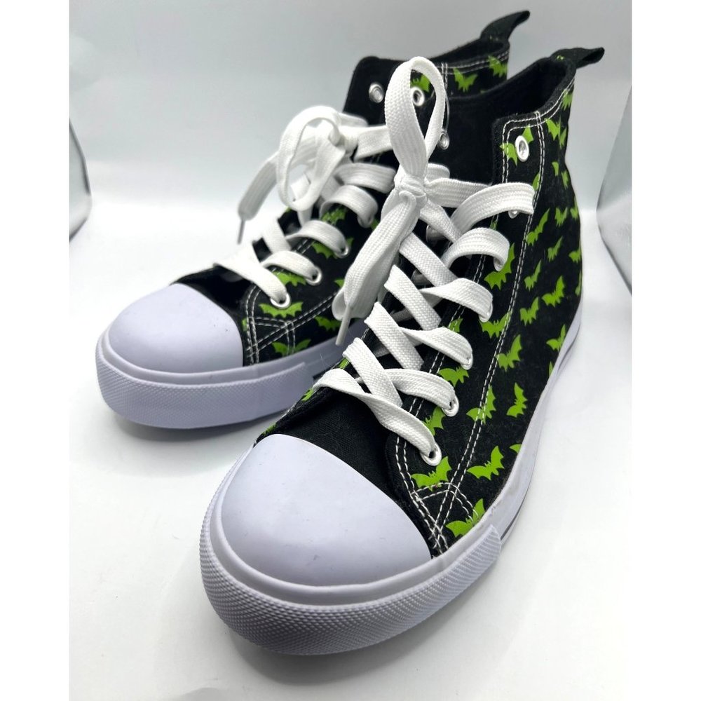 Hot Topic Bat Print Black and Green Hi-Top Sneakers Size Mens 8/Womens 10